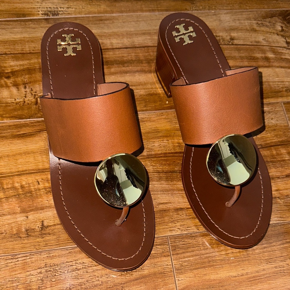 Tory Burch Tan Sandals with Gold Disc